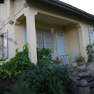à 100 M De Tarbes Sud Laloubere